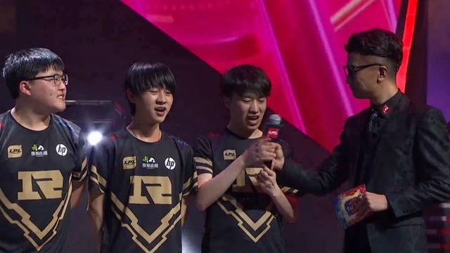 世界杯8強荷蘭2-2阿根廷 梅西一傳一射！馬丁內斯點球戰拯救阿根廷.